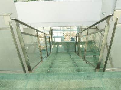 glass stairs for staircase with crah laminated glass