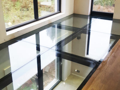 glass floor made of safety glass