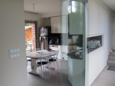 sliding door curved glass