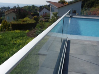 sadev glass railing