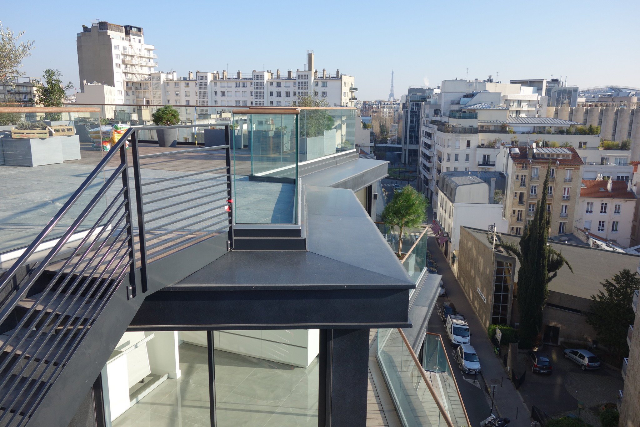 2017 realization : Paris’ roofs while remaining safe. | My Laminated Glass