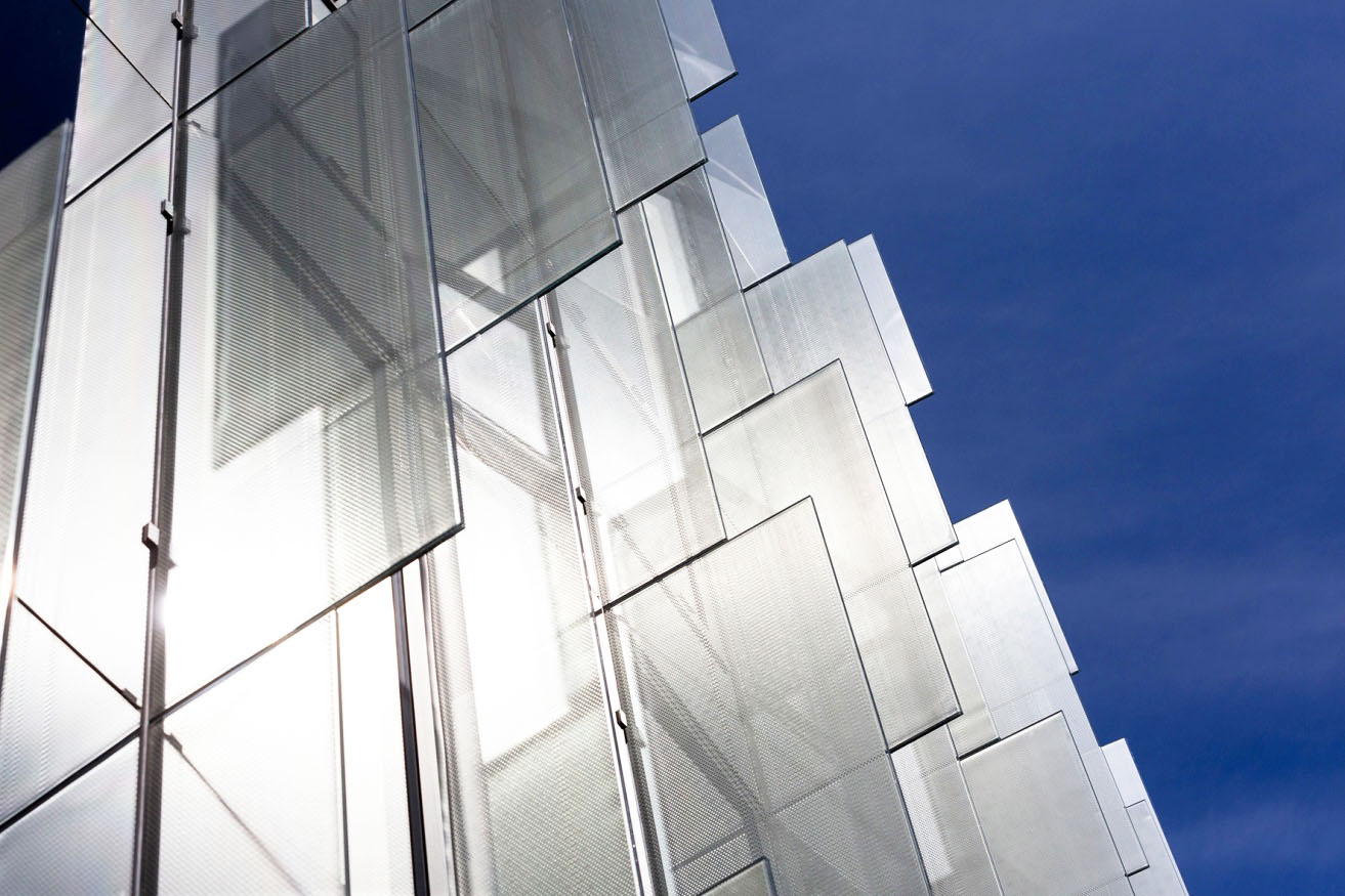 Laminated Glass for Law court frontage