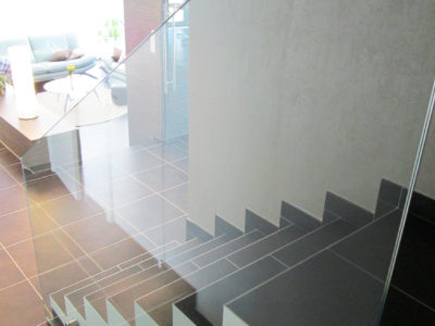 glass railing for staircase